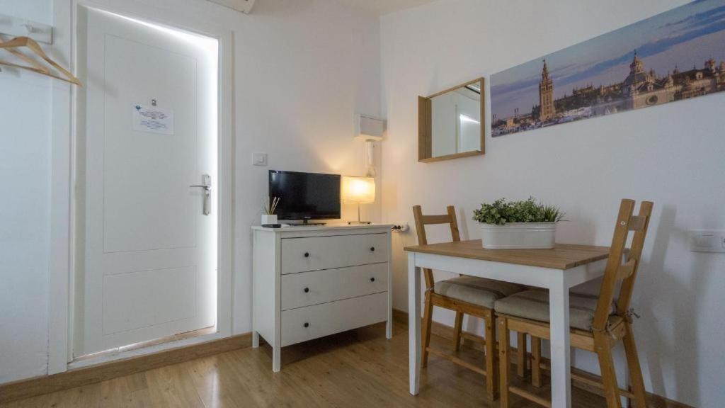 Apartamento Enjoy The Alfalfa Sevilla Exterior foto