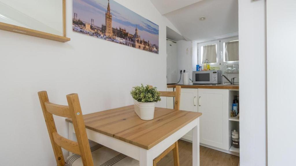 Apartamento Enjoy The Alfalfa Sevilla Exterior foto
